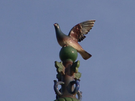 Pigeon en épis de faîtage, Pays d’Auge, Bondy (93)