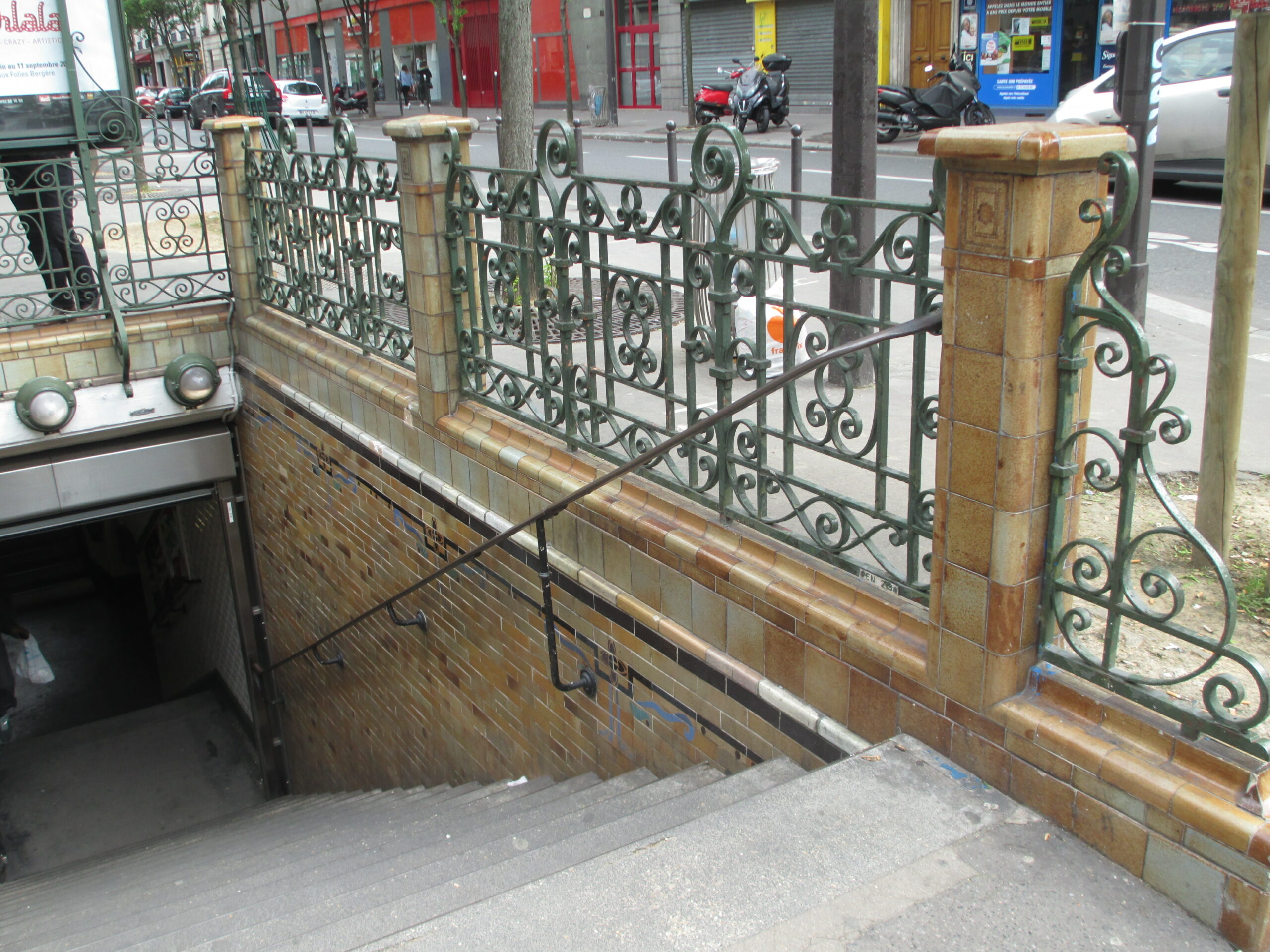 Station Marcadet - Poissonniers : style Gentil & Bourdet